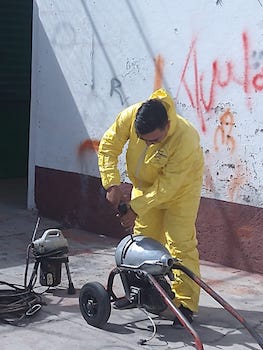 Destapacaños y desazolve de tuberías hidráulicas y sanitarias en la Alcaldía Iztacalco