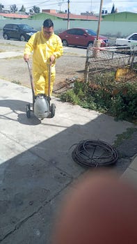 Servicio de fontanería y desazolve de tuberías sanitarias e hidráulicas en la <b>Colonia  Residencia Militar</b>